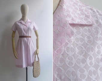 Vintage '50s '60s Pink & White Cotton Emboidered Shirtwaist Dress XS-S