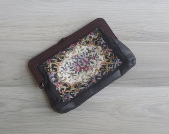 SALE - Vintage '70s Petit Point Floral Embroidered Framed Clutch Purse