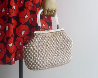 SALE - Vintage '50s Cream Woven Raffia Plastic Beaded Purse Bag