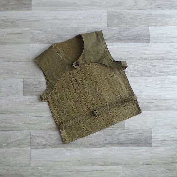Vintage 1950s 1960s Military Surplus Green Quilted Canvas Vintage 1950s 1960s Military Surplus Green Quilted Canvas