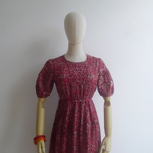 Vintage '80s Deep Red Novelty Batik Print Cotton Dress XS image 3