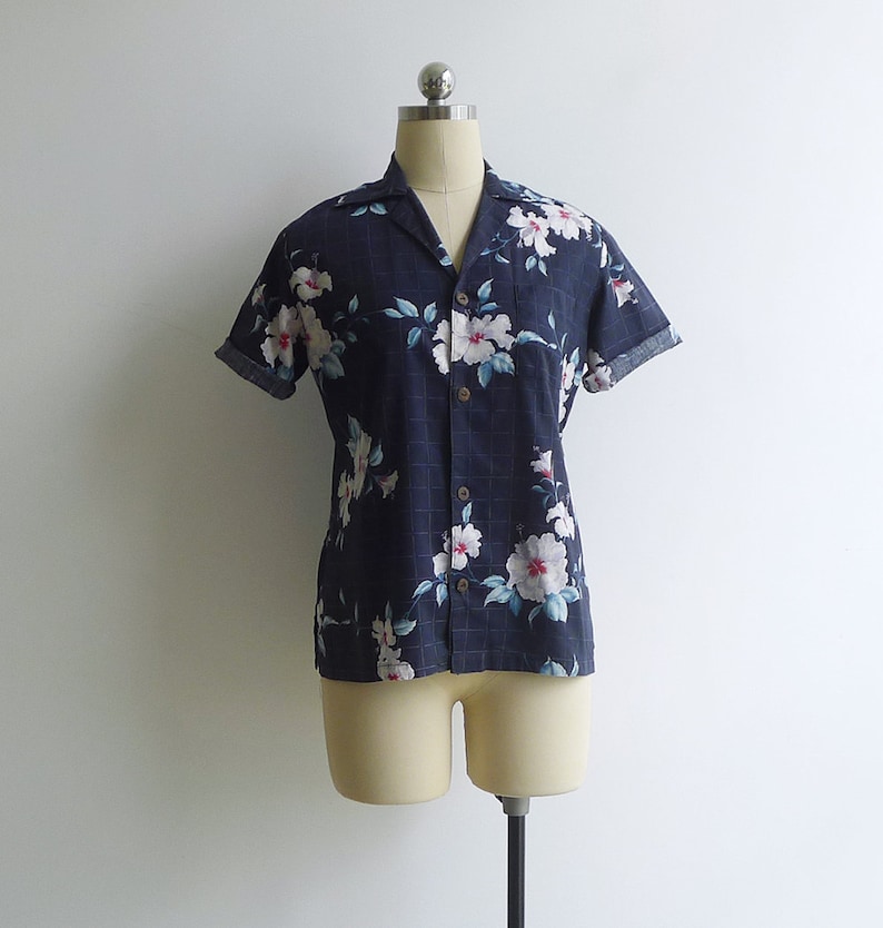 Vintage 80/'s Does 50/'s Hawaiian Hibiscus Navy Grid Shirt XS S M