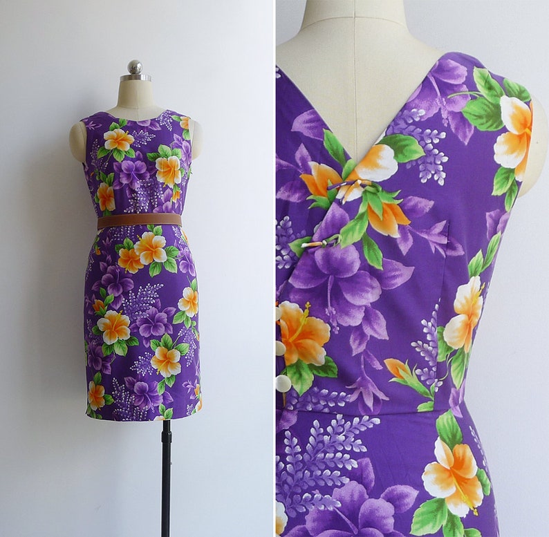 SALE Vintage '50s Hawaiian Floral Low V-Back Cotton Wiggle Dress XS image 1