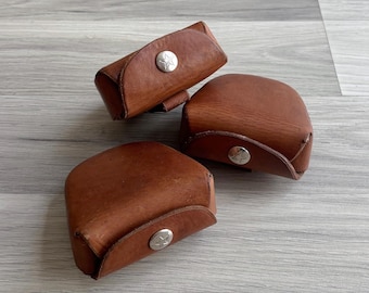 Vintage Tan Leather Military Ammo Pouch, Retro 50s-60s Belt Bag, Silver Snap Grommet Buttons with Engraved Star Motif