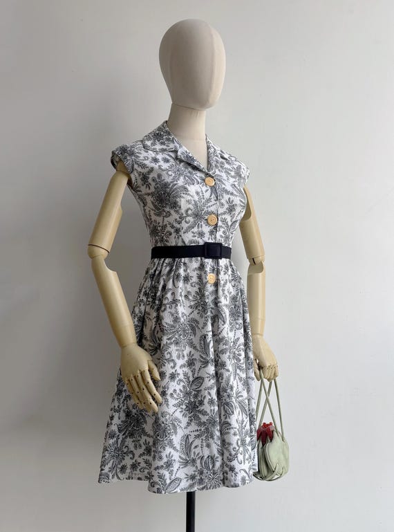 grey 50s dress Vintage Toile Floral Cotton Fit & Flare XXS-XS, Midcentury Modern Collared Shirtwaist Dress, Full Gathered Skirt Blush Ball Gown