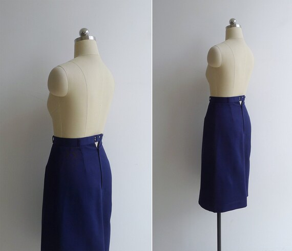 Navy top skirt 70