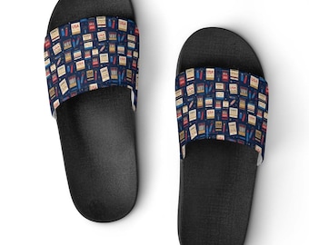 America 250 Slide Sandalen, Patriotischer Posterdruck Hausschuhe, USA 1776 2026 Slides, schwarze oder weiße Sohle, Unisex Sommerschuhe