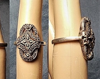 VENTA Vintage Judith Jack Marcasita Plata de Ley Anillo Floral Perforado Plata Abierta Trabajo Figural Sterling Floral, Remolinos, Hojas, Vieiras