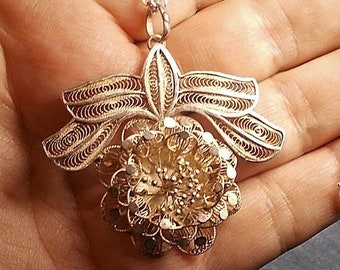 1920s Sterling Filigree Flower Beautiful Hand Wrought Dainty 17 Petals Open Work Necklace on Silver Plated 18" Chain. Victorian  129.90