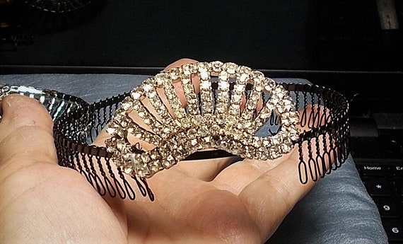 Vintage 1940’s Sparkling Silver Tiara/ Comb SALE 1 Art Deco Hair Comb W/ Sparkling Rhinestones (1940s  main image 3