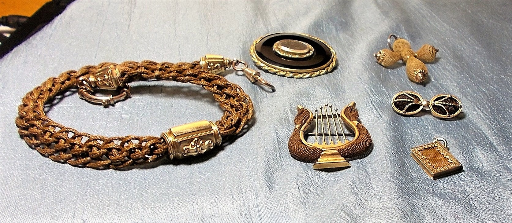 Antique Edwardian Rolled Gold Woven Human Hair Mourning Wrist Watch Band Antique 12k Gold Mourning Bracelet – Woven Hair & Gentleman  main image 4