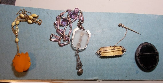 1910s Large Camphor Glass Lavalier w/ Amethyst Fa… - image 10