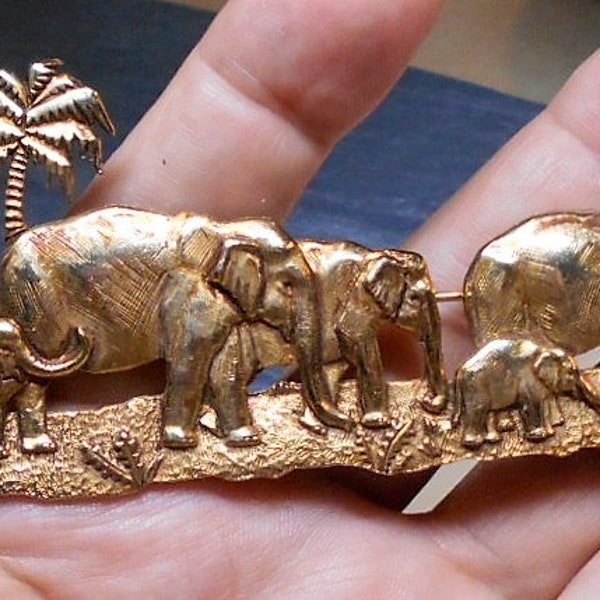 4" 5 Elephant Family Brooch Shiny Gold Tone Brass, ElephantPin/ Pendant. Mothers & Babies Brass Gold Elephants Palm Trees Catuses Only 32.90