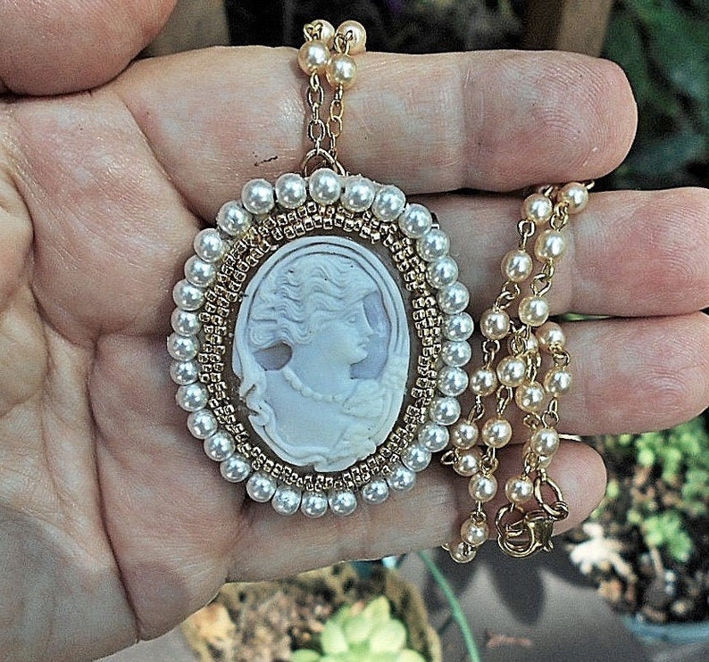 SALE Large Shell Cameo Pearl Necklace Vintage Hand Carved Shell Cameo I Embellished w/ Gold Seed Beads & Faux Pearl Brooch /Pendant 99.90 image 1