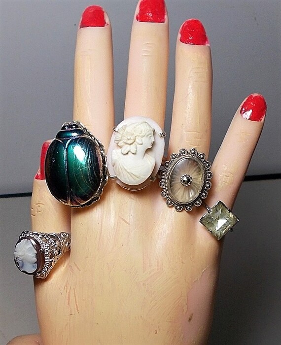 SALE 1920s Camphor Glass Ring, w/ Marcasite Focal… - image 3