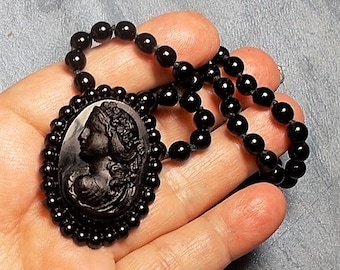 BLACK CAMEO Antique Victorian Black Jet Glass Mourning Cameo Jet Shiny & Matt Glass Brooch Hand Carved Late 1800s Beaded Knotted Necklace