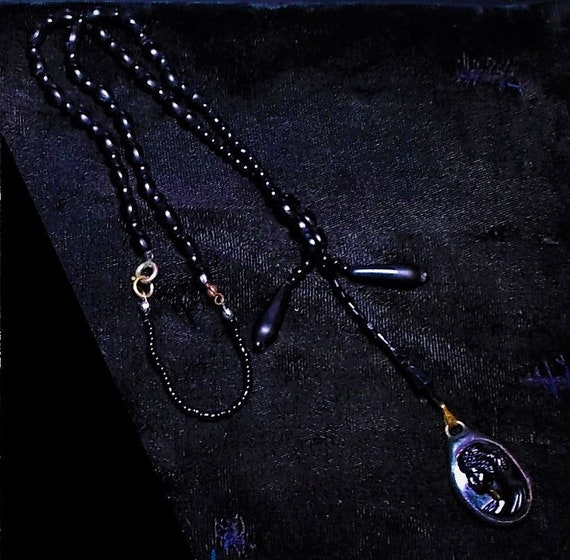 SALE Antique Black Glass CAMEO Brass Ball Chain B… - image 10