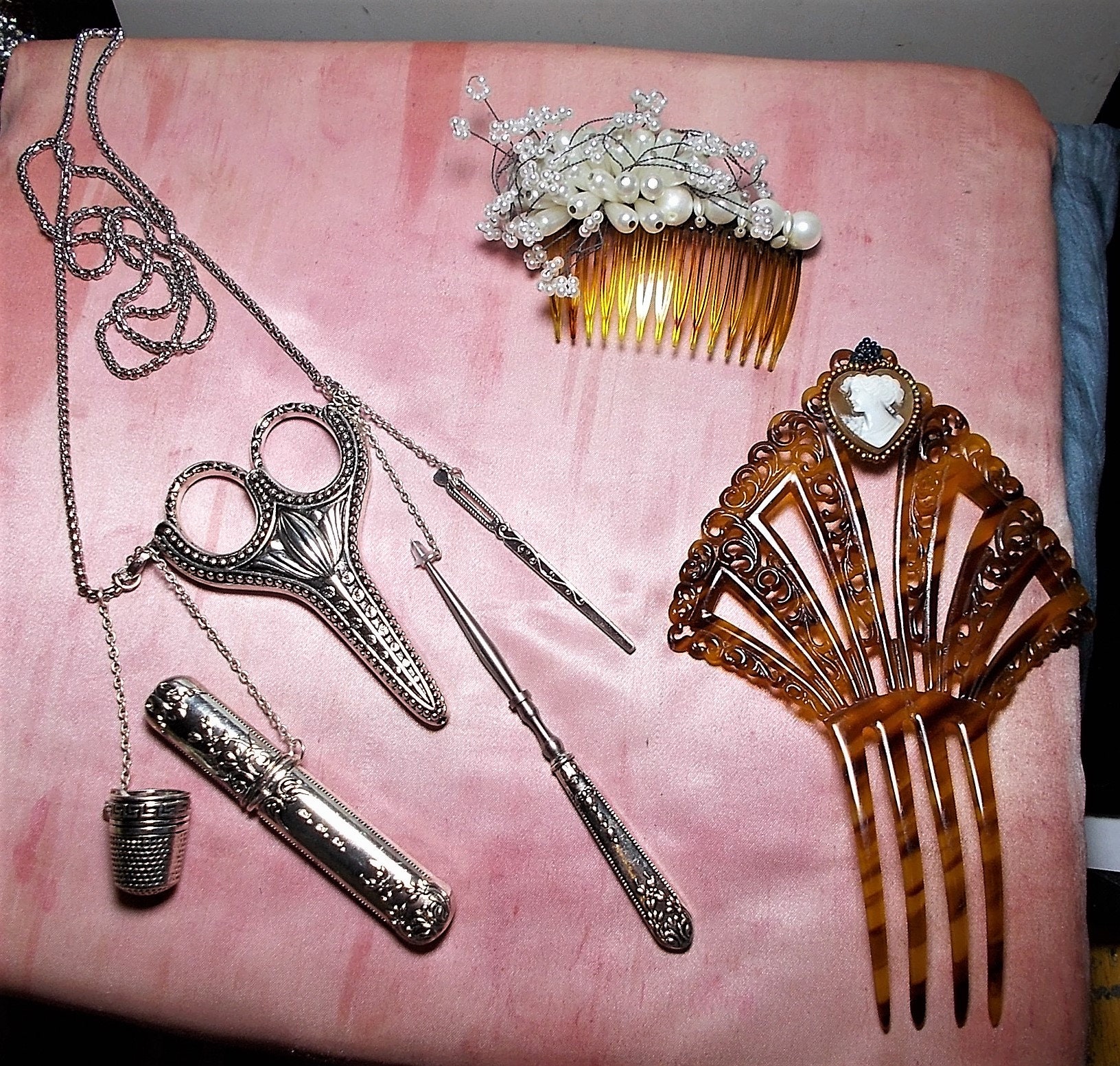 Antique Metal Hair Comb Mantilla Scroll Cutout Ornate 1800s HUGE Tortoiseshell Comb Peineta for a Mantilla, made for Spanish  main image 4