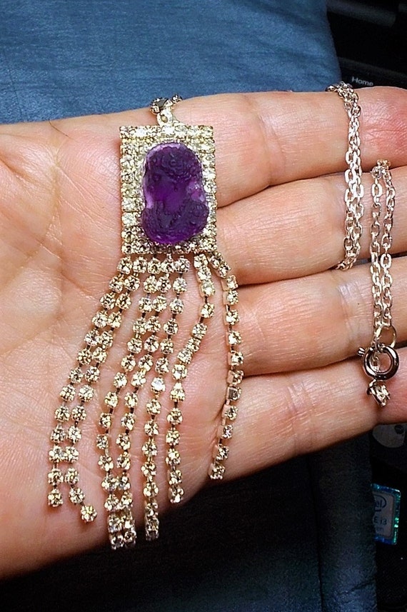 SALE Dainty 1910 Amethyst Glass Cameo in SPARKLING
