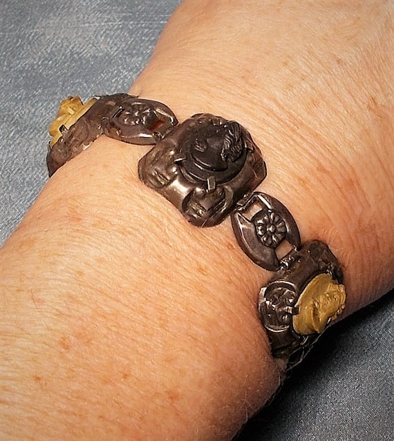 ラーバ(溶岩)カメオブレスレット・ヴィンテージ・希少 ラーバ(溶岩)カメオブレスレット・ヴィンテージ・希少