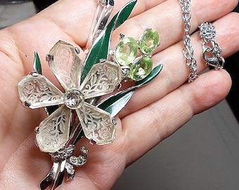 SALE 1940 CAMPHOR Glass Flowers Brooch/Pendant Necklace. Large Camphor Glass Daisy w/ Rhinestone 3" W/ Green Rhinestone & enameled Leaf Leaf