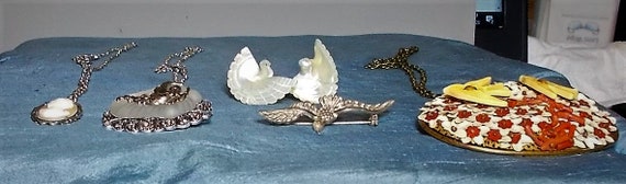 Mother of Pearl Carved Dove Earrings Screw Back M… - image 4