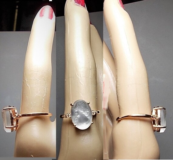 Small cameo shop ring