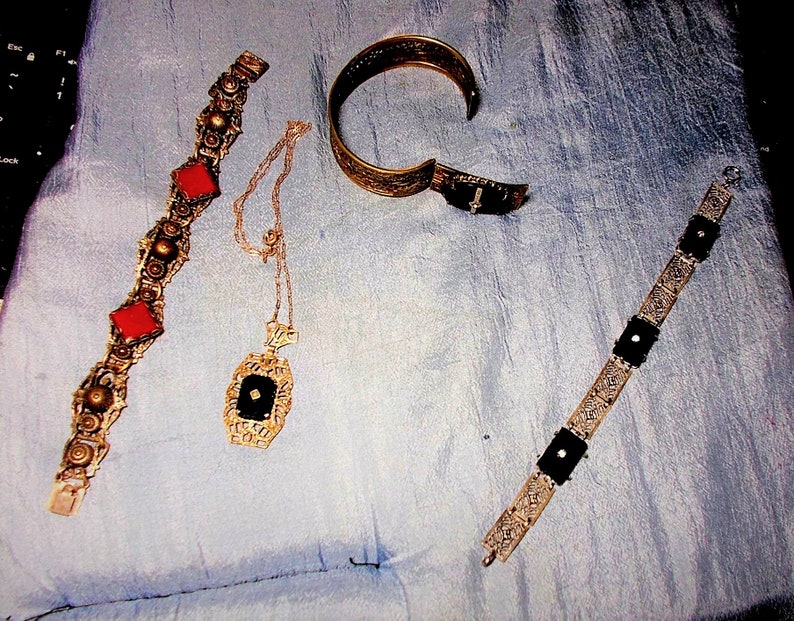 1930s Vintage Carnelian Stone Link Bracelet Set on Point Open Work w Brass Groved Domes Silver Plated Ornate Filigree Linked Only 89.90