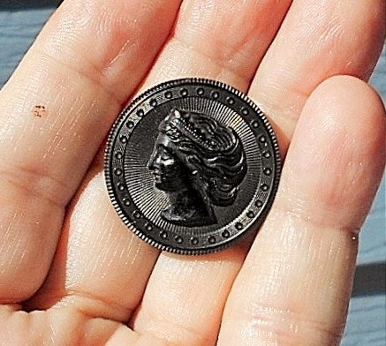SALE Queen Elizabeth Button Vintage Bakelite Queen Etsy
