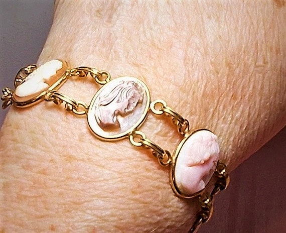 Van dell best sale bracelet