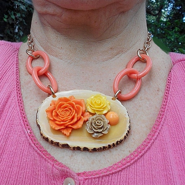 Large Chunky Orange Celluloid Like Plastic, Yellow, Beige Flowers, Coral Plastic Links & Chain Necklace Matching Coral Plastic Rose Earrings