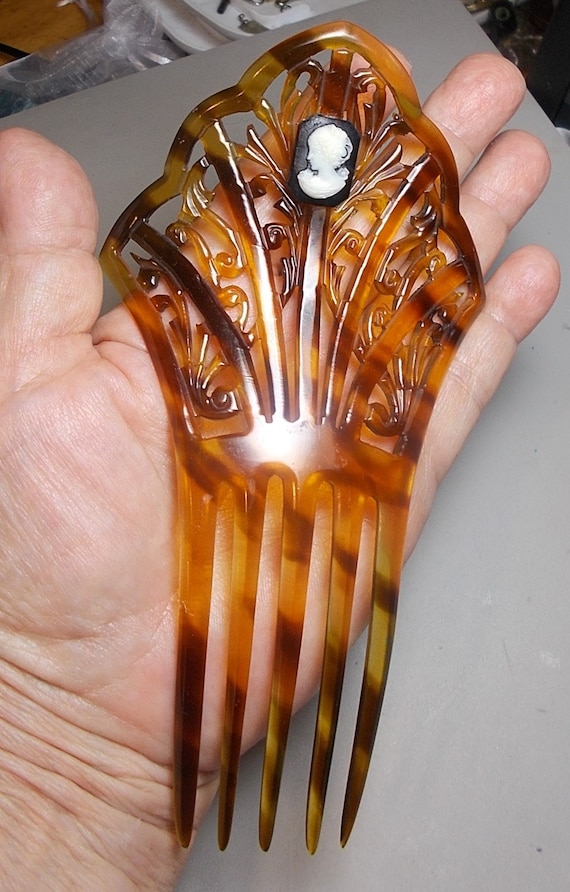 Antique LARGE Celluloid Peineta Mantilla Victorian Hair Comb  display picture 1