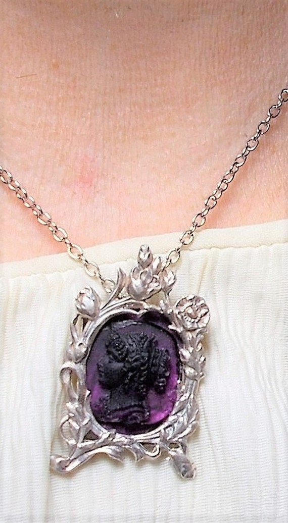 1 Antique Amethyst Glass Cameo  Head Full of Curls