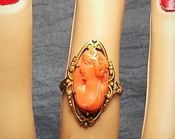 SALEANTIQUE 10KT Coral Camafeo Anillo ORO Auténtico Salmón Coral Tallado a mano Alto relieve Llevar Diadema griega Corona Desplazamiento calado Anillo de filigrana