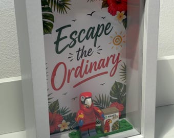 Marco de fotos LEGO con diseño de loro / Exhibidor de minifiguras LEGO originales / Decoración tropical "Escapa de lo ordinario" / 17 x 12 cm Regalo hecho a mano