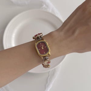 Y2K Charm Armband,Armband mit Herz- und Blumenuhr,süßes Retro-Armband,Y2K-Charms-Armband,ästhetisches Handgelenk-Accessoire,girly Geschenk Bild 9