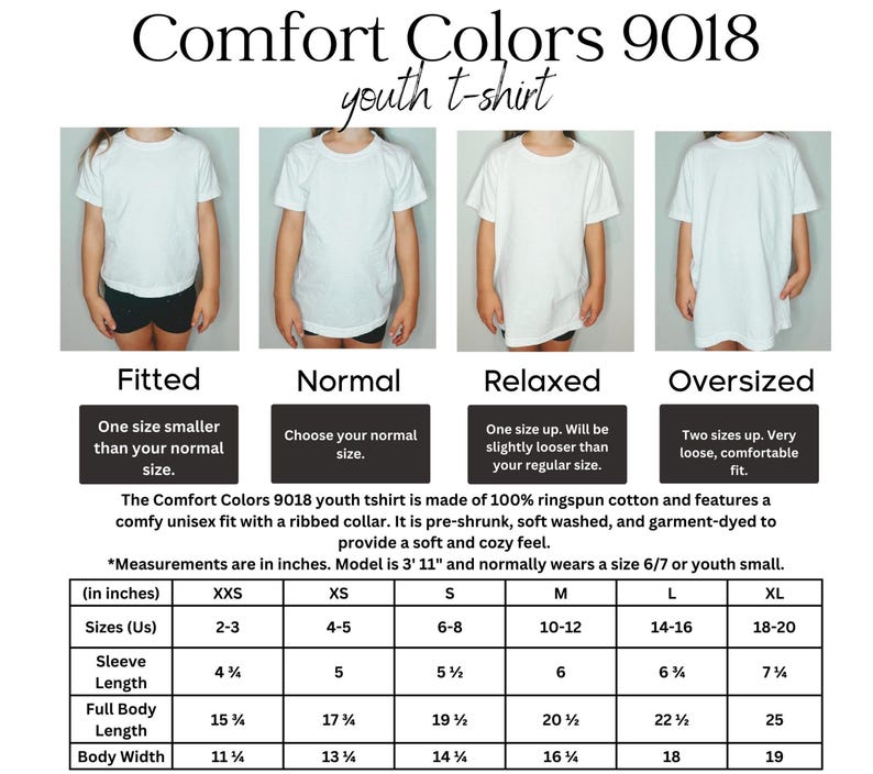 Op de afbeelding: Witte Comfort Colors 9018 jeugd-T-shirts in vier verschillende pasvormen: Fitted, Normal, Relaxed en Oversized. De afbeelding bevat een maattabel met afmetingen in cm voor mouwlengte, lichaamslengte en lichaamsbreedte. De shirts zijn gemaakt van 100% ringspun katoen.
