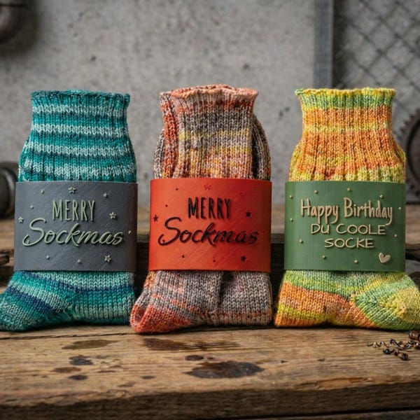 Personalized 3D Printed Sock Gift Wrap | Merry Sockmas Sleeve, Pack of 3