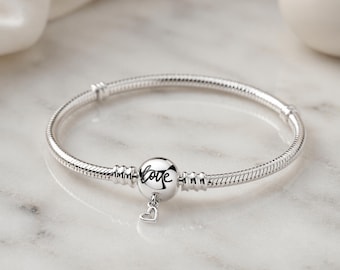 Bracciale Pandora Moments Love con catena a serpente in argento sterling S925, bracciale con ciondolo a cuore pendente, regalo di San Valentino, regalo per lei/lui/lei