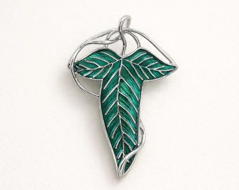 Broche de hoja de hiedra esmaltada verde: Broche de capa de elfo plateado