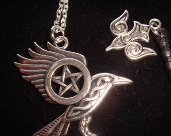 Celtic Pagan Morrigan Flying Crow Raven w Pentacle DblSided w Crow Toggle