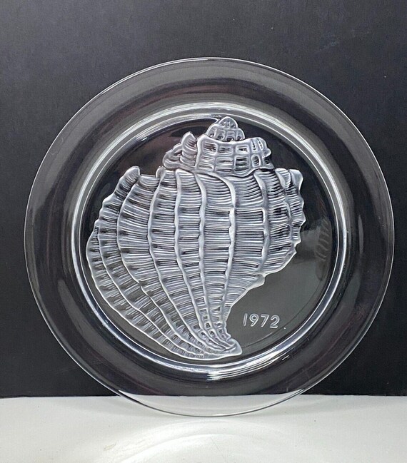 Lalique 1972 Anniversary Crystal Plate Limited Edition Christmas