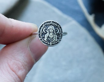 Hecate Greek Goddess Sterling Silver Disc Round Ring - Gift for Witch Woman - Sister Coven