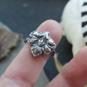 Silver Flower Fairy Ring - Pagan Spring Holiday Floralia - Witchcraft Jewelry - Wiccan