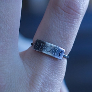 Silver Moon Phase Ring - Moon Jewelry - Moon Phases Ring - Crescent - Tiny Minimal Dainty - Pagan Stacking Ring - Witchcraft - Celestial