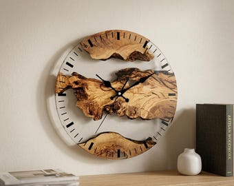 30cm Raw Wood Slab Wall Clock, Silent Glass Clock with Tick Marks, Rustic Modern Farmhouse Timepiece for Living Room