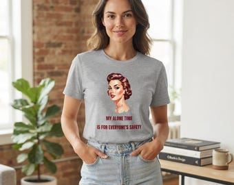 レトロなピンナップガールTシャツ、面白い内向的な人向けTシャツ、皮肉なパーソナルスペースTシャツ