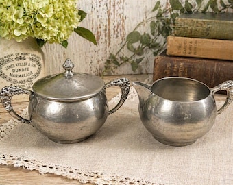 Juego de jarro para crema y azucarero de peltre Wilton Armetale, estilo colonial vintage.