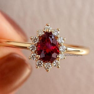 2.5CT Pear Red Ruby Cubic Zirconia Engagement Ring, 14K Solid Gold Promise Ring for Her, Anniversary Proposal Gift, Unique Pear Diamond Ring