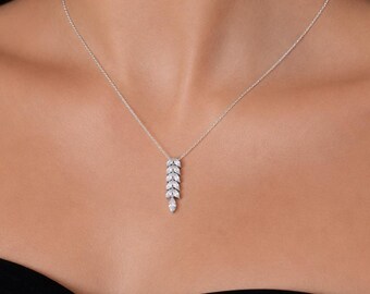 Minimalist Silver Marquise Cut Leaf Pendant Necklace, Vertical Bar Necklace, Dainty Nature Inspired Jewelry, Everyday Gift for Women